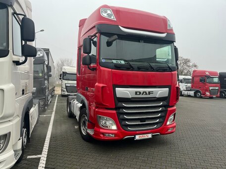 2019 DAF XF, красный, 5400000 рублей, вид 2