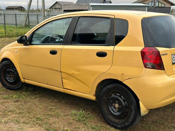 2006 Chevrolet Aveo I, жёлтый, 205000 рублей - вид 5