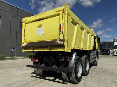 2017 Mercedes-Benz Actros, жёлтый, 9980000 рублей, вид 3
