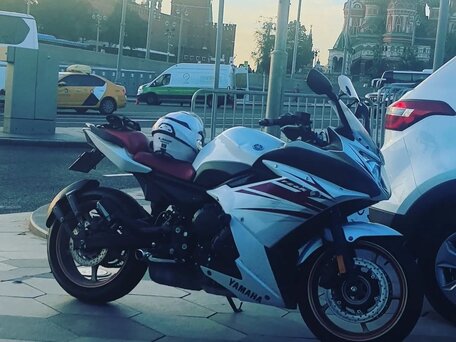 2011 Yamaha XJ6 (FZ6R), белый, 395000 рублей, вид 1