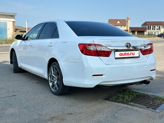 2014 Toyota Camry Japan Market VII (XV50), белый, 1690000 рублей, вид 3