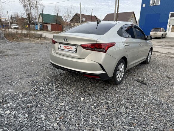 2020 Hyundai Solaris II Рестайлинг, серый, 1700000 рублей - вид 5