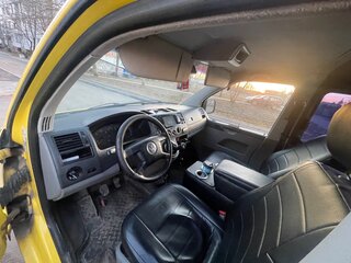 2006 Volkswagen Transporter T5, жёлтый, 560000 рублей, вид 4