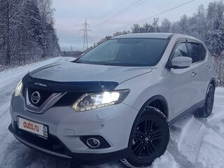 2015 Nissan X-Trail III, серебристый, 2000000 рублей, вид 1