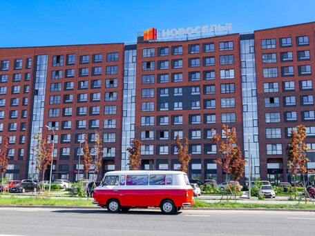 1984 Barkas B1000, красный, 1700000 рублей, вид 2