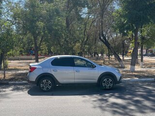 2020 Renault Logan Stepway II Рестайлинг, серый, 1150000 рублей, вид 3