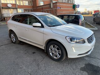 2016 Volvo XC60 I Рестайлинг, белый, 2460000 рублей, вид 3