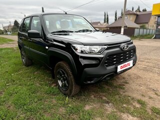 2023 Lada (ВАЗ) Niva Travel I, чёрный, 1215000 рублей, вид 2