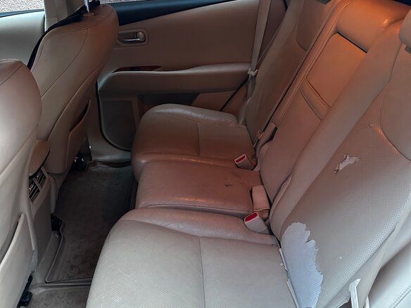 2010 Lexus RX 450h III, белый, 2000000 рублей - вид 10