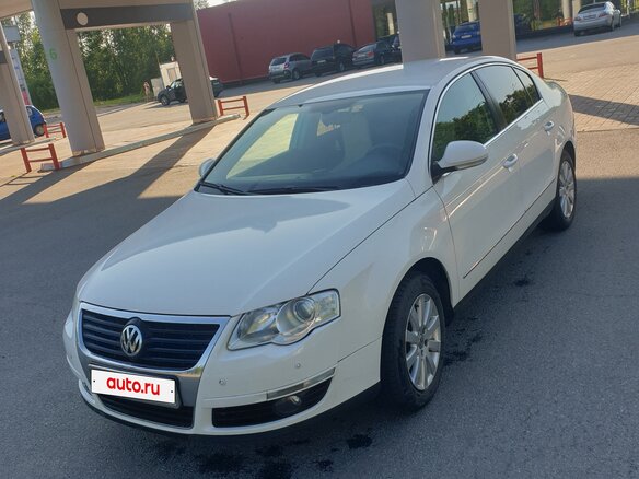 2010 Volkswagen Passat B6, белый, 800000 рублей