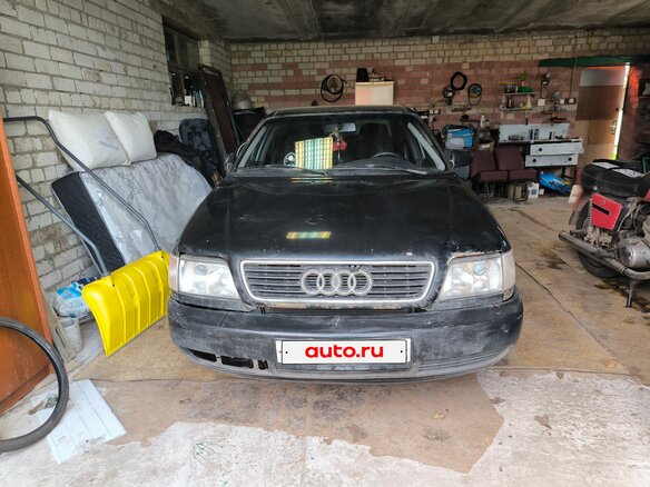 1995 Audi A6 I (C4), чёрный, 150000 рублей