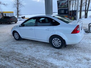2008 Ford Focus II Рестайлинг, белый, 700000 рублей, вид 4