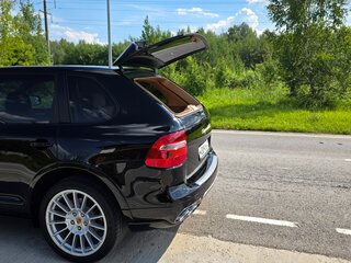2009 Porsche Cayenne GTS I Рестайлинг (957), чёрный, 5000000 рублей, вид 4