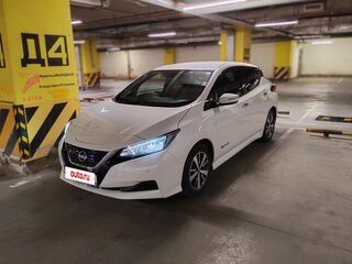 2019 Nissan Leaf II (ZE1), белый, 2200000 рублей, вид 4
