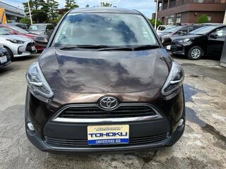2018 Toyota Sienta II Рестайлинг, коричневый, 1460000 рублей, вид 2