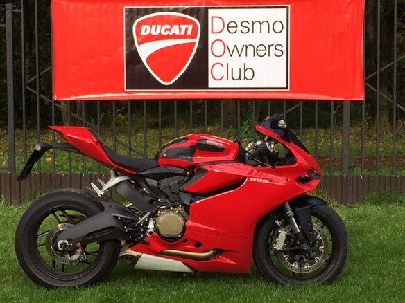 2014 Ducati 899 Panigale, пурпурный - вид 1