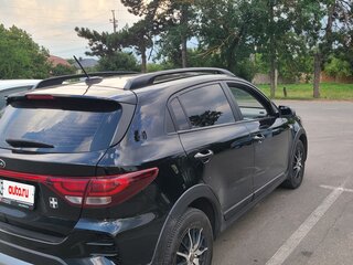 2021 Kia Rio X IV Рестайлинг, чёрный, 1685000 рублей, вид 4
