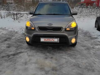 2011 Kia Soul I Рестайлинг, серебристый, 1100000 рублей, вид 4
