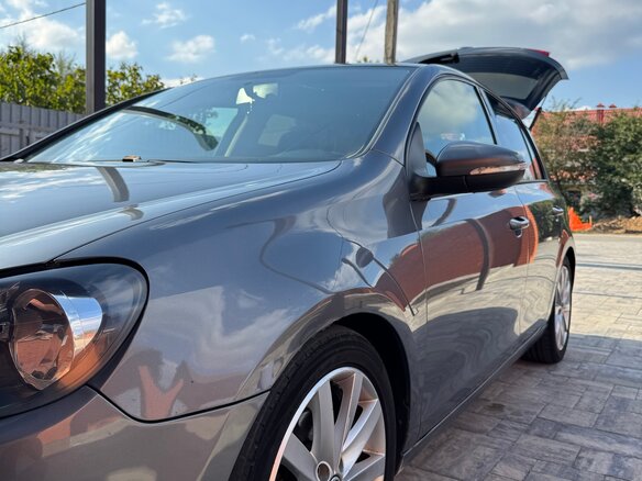 2012 Volkswagen Golf VI, серый, 770000 рублей - вид 4