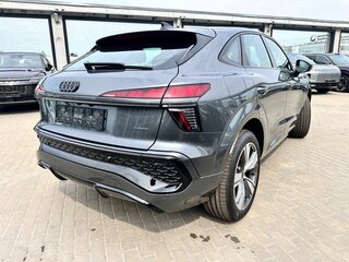 2026 Audi Q3 Sportback TFSI III (FJ), серый, 8100000 рублей, вид 3