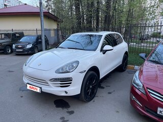 2010 Porsche Cayenne Diesel II (958), белый, 2500000 рублей, вид 2