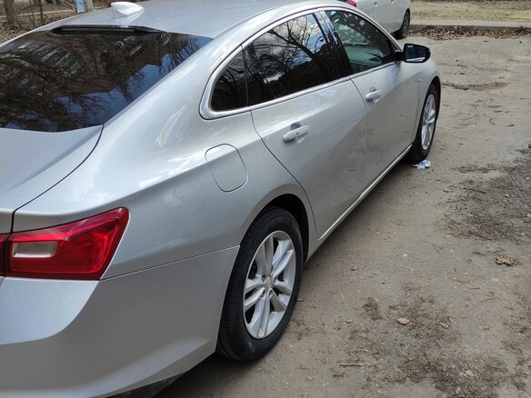 2018 Chevrolet Malibu IX, серый, 1150000 рублей - вид 3