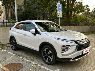 2022 Mitsubishi Eclipse Cross I Рестайлинг, белый, 2350000 рублей, вид 2