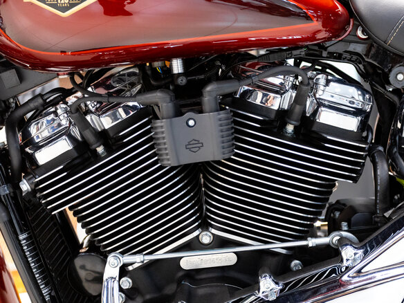 2023 Harley-Davidson Heritage, красный - вид 27