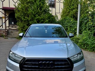 2017 Audi Q7 II (4M), серебристый, 3750000 рублей, вид 2
