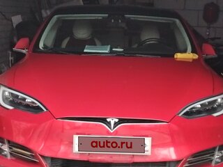 2017 Tesla Model S 75D I Рестайлинг, красный, 3300000 рублей, вид 4
