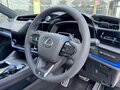 2024 Lexus RZ 450e, белый, 9500000 рублей - вид 5