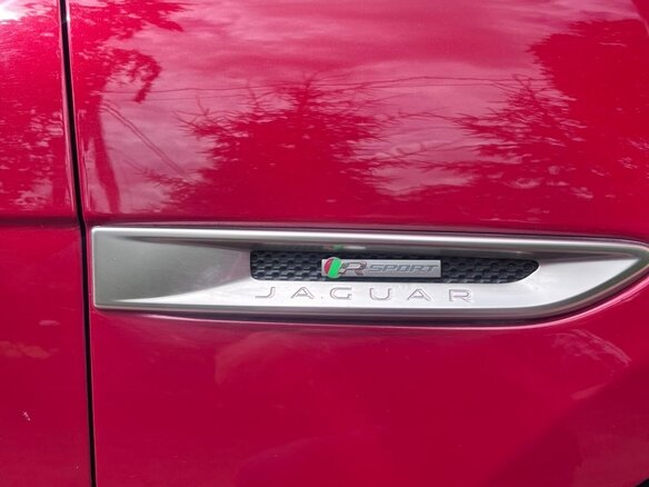 2018 Jaguar F-Pace I, красный, 2500000 рублей - вид 10