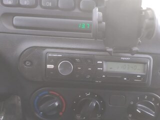 2004 Chevrolet Niva I, красный, 220000 рублей, вид 2