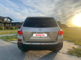 2012 Toyota Highlander II (XU40) Рестайлинг, бежевый, 1750000 рублей, вид 3