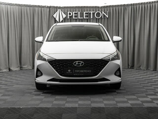 2022 Hyundai Solaris II Рестайлинг, белый, 1640000 рублей, вид 3