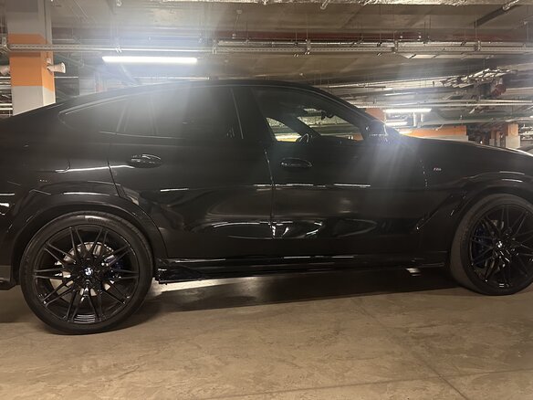 2021 BMW X6 30d III (G06), чёрный, 10700000 рублей - вид 6