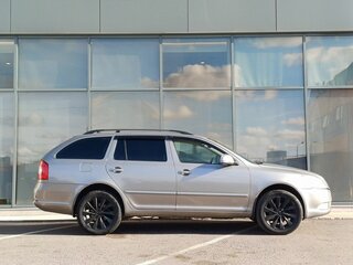 2011 Skoda Octavia DSG7 II (A5) Рестайлинг, серый, 599000 рублей, вид 3
