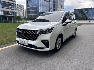 2022 Wuling Jiachen, белый, 1099000 рублей, вид 1