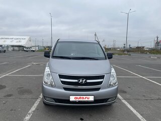 2012 Hyundai Grand Starex I, серебристый, 1700000 рублей, вид 1