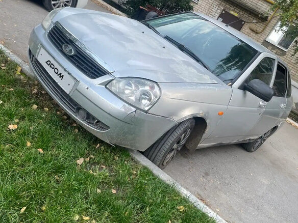 2011 Lada (ВАЗ) Priora I, серебристый, 155000 рублей - вид 6