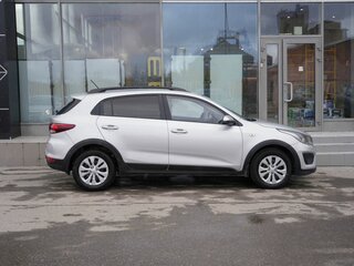 2018 Kia Rio X-Line IV, серебристый, 1100000 рублей, вид 4