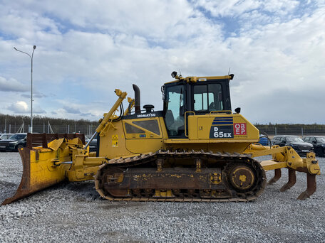 2017 Komatsu D65, жёлтый, 12300000 рублей, вид 5