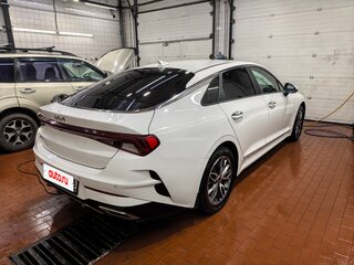 2021 Kia K5 III, белый, 2200000 рублей, вид 2