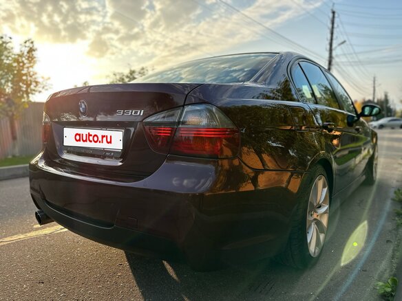 2007 BMW 3 серии 330i V (E90/E91/E92/E93), красный, 1050000 рублей - вид 5
