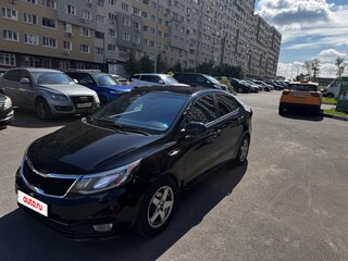 2016 Kia Rio III Рестайлинг, чёрный, 670000 рублей, вид 1