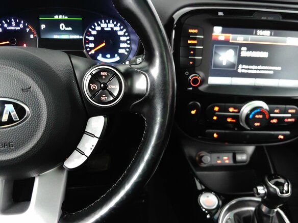 2017 Kia Soul II Рестайлинг, оранжевый, 1225000 рублей - вид 18