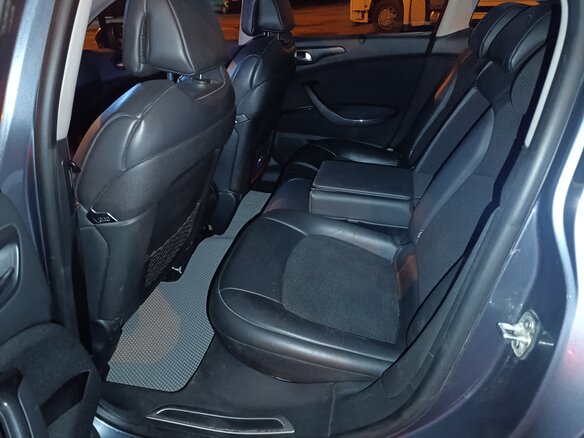 2010 Citroen C5 II, серый, 580000 рублей - вид 9