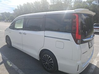2014 Toyota Esquire I, белый, 1700000 рублей, вид 4