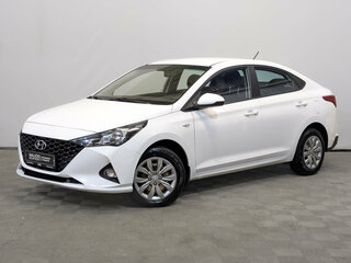 2022 Hyundai Solaris II Рестайлинг, белый, 1580000 рублей, вид 1