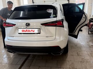 2017 Lexus NX 300 I Рестайлинг, белый, 3999999 рублей, вид 4